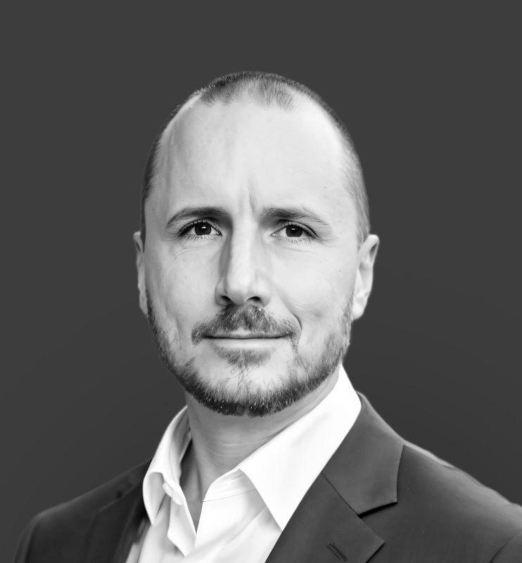 Gaz_Evans_bw_white_bg
